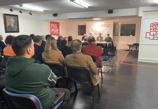 O PSOE compostelán reúnese coas entidades deportivas para explicar a convocatoria de axudas da Deputación